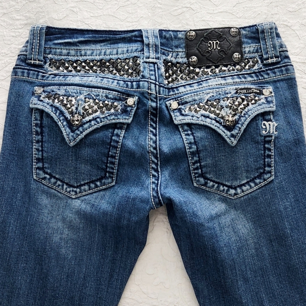 Miss Me Boot / Kick Flare Ankle Jeans With Studs & Contrast Stitching, Size 28 - Picture 10 of 16
